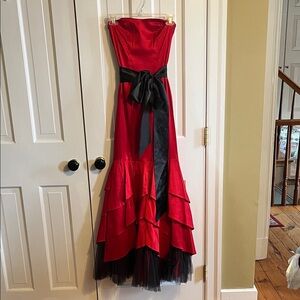 Chic Strapless Red Dress with Black Sash